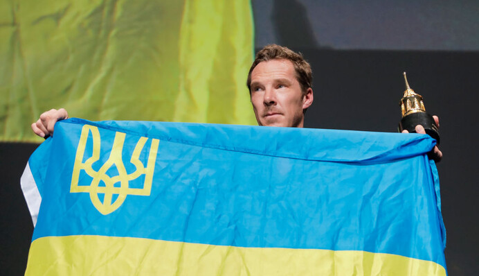 Щиро вдячний за солідарність. Зеленський вийшов на відеозв'язок з Бенедиктом Камбербетчем