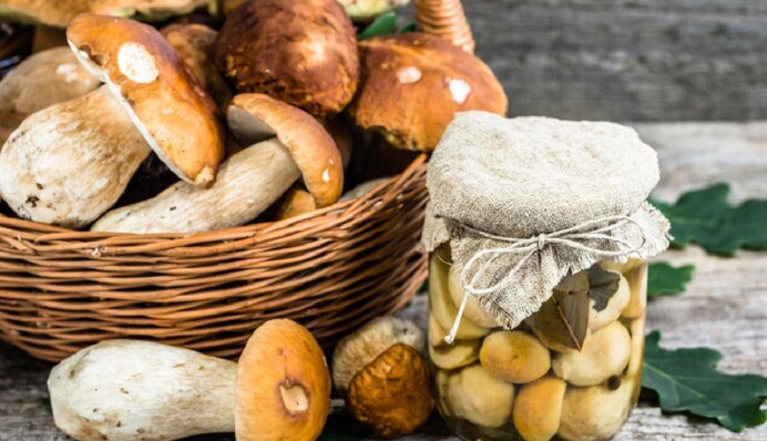 Як закрити мариновані гриби на зиму: рецепт універсального маринаду