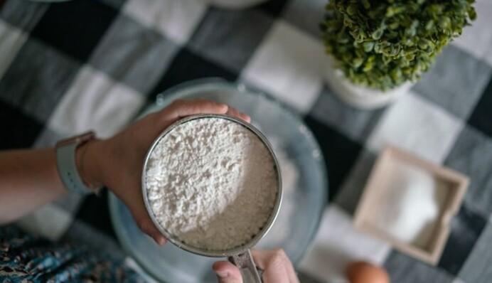 Як оцінити якість борошна і зрозуміти, що воно зіпсувалося: 5 важливих ознак