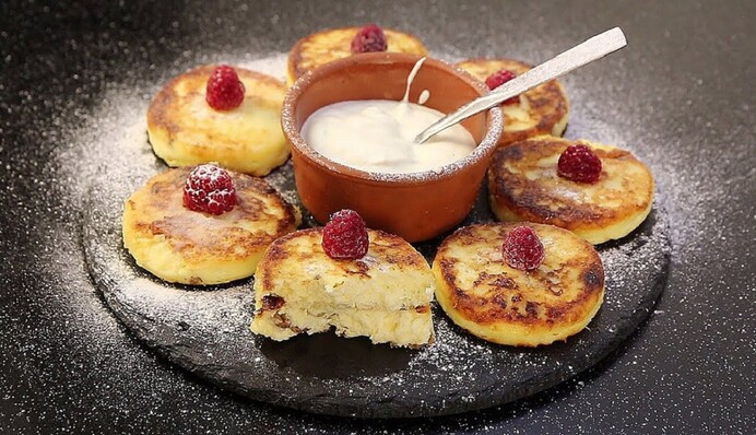 Як приготувати ванільні сирники в духовці: простий рецепт