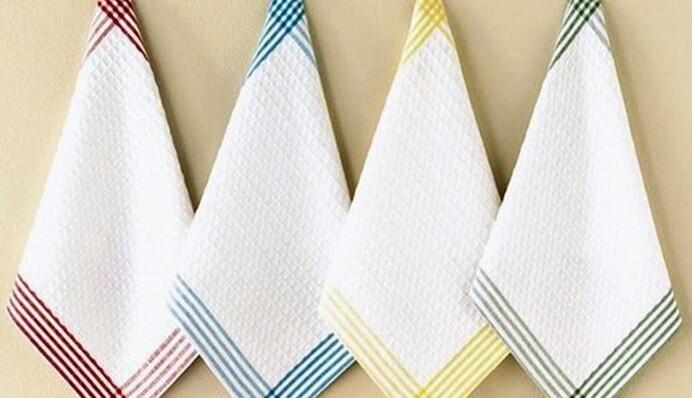 Як відіпрати сильно забруднені кухонні рушники: поради та лайфхаки