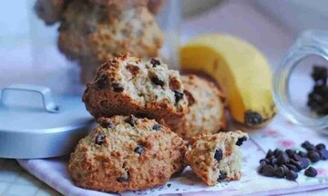 Всього з трьох інгредієнтів. Рецепт смачного вівсяного печива з бананом