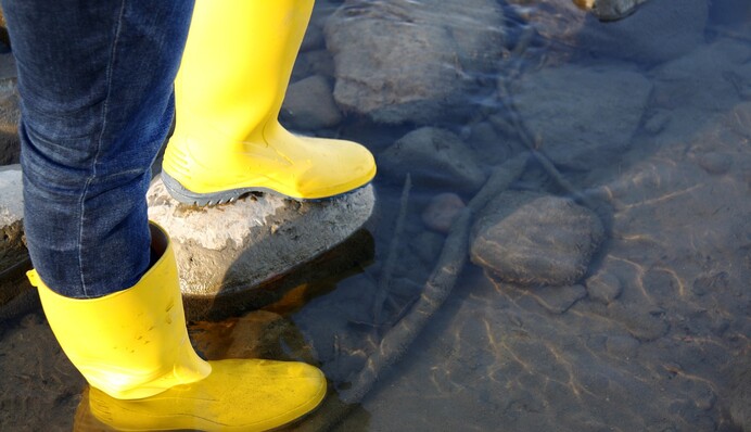 Як носити гумові чоботи, щоб не натирали: важливі поради на дощову погоду