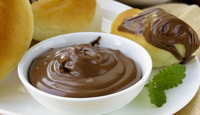 Як приготувати домашню нутеллу, щоб була смачніше магазинної: простий рецепт