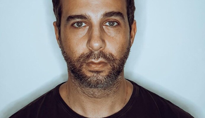 У трубку не плакав: Ургант заперечив слова Потапа про свою реакцію на війну в Україні