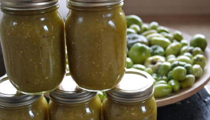 Рецепт - хіт сезону. Як закрити на зиму смачну ікру з зелених помідорів
