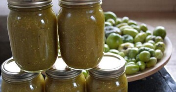 Рецепт - хіт сезону. Як закрити на зиму смачну ікру з зелених помідорів