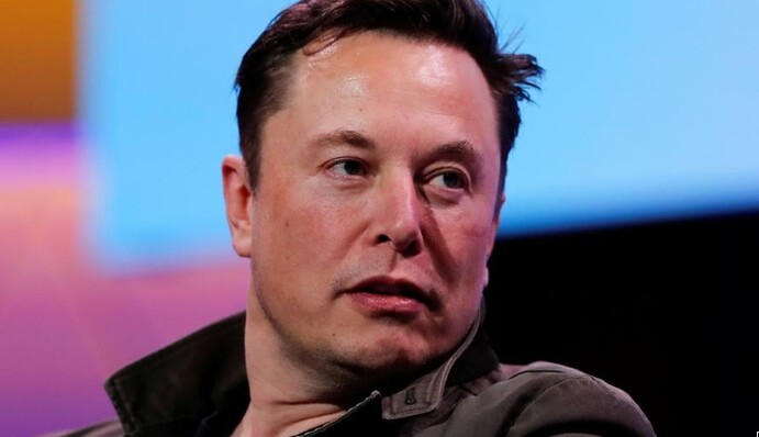 Російська рулетка: навіщо Маск підіграв Путіну