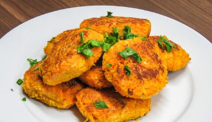 Здивують смаком. Рецепт котлет з гарбуза і курячого фаршу