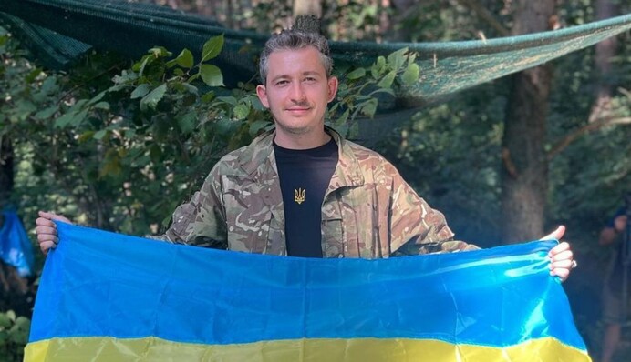 Переможемо тільки разом: Коля Сєрга у новому потужному кліпі показав силу українців