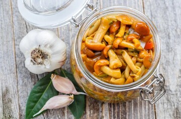 Как засолить опята на зиму: простой рецепт и советы для долгого хранения