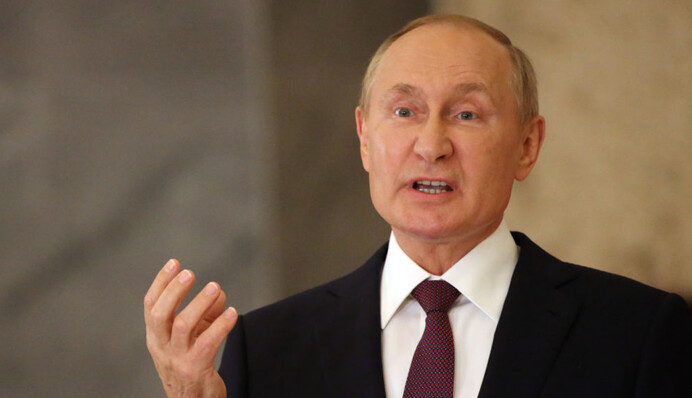 Френч не по моді: Володимир Дантес висміяв дивний манікюр Путіна