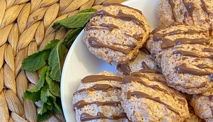 Як приготувати кокосові тістечка безе до чаю: простий рецепт