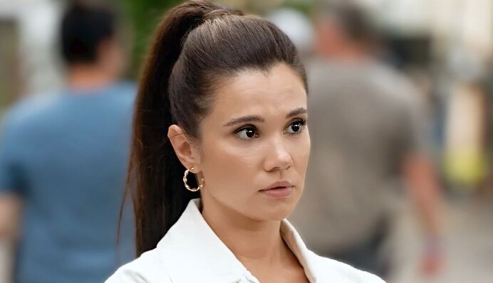 Українська акторка Галина Безрук пояснила, чому живе в Росії і мовчить про війну