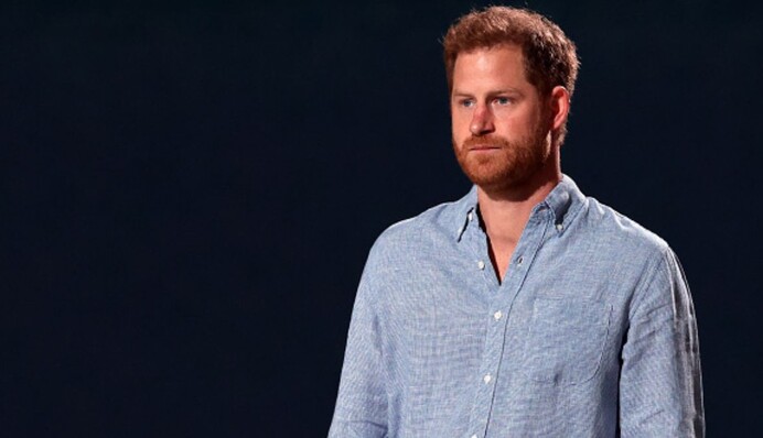 С детства до наших дней: принц Гарри готовится издать откровенные мемуары о своей жизни