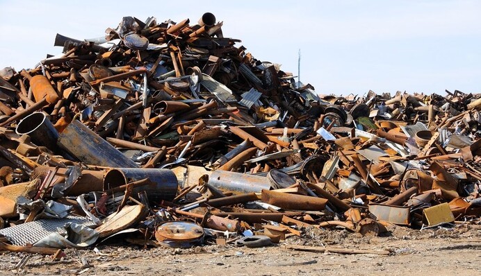 Зрозуміли на трьох: хто і як займається експортом металобрухту до Європи.