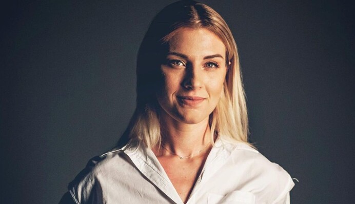 С начала апреля спят в подвале: Ольга Харлан рассказала о родителях в Николаеве