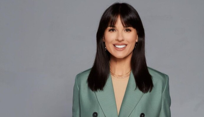 Маша Єфросиніна показала, як носити наймодніший фасон штанів у 2022 році: фото