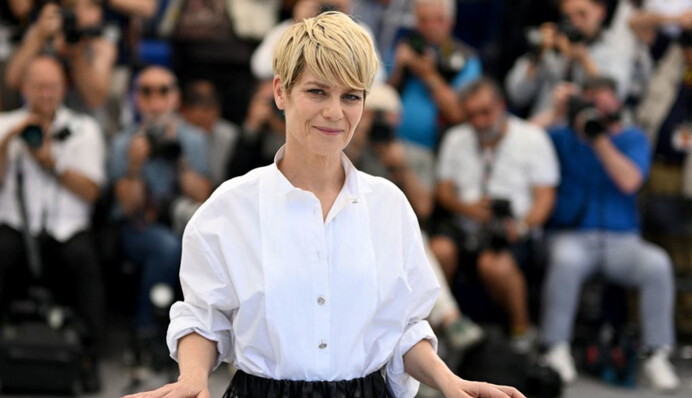 Стилист назвал 4 прически, которые больше всего идут женщинам после 50 лет