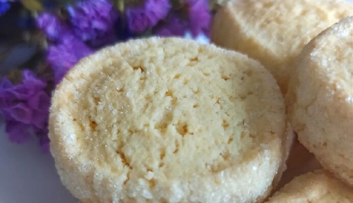 Як приготувати цукрове печиво за 30 хвилин: найпростіший рецепт до чаю