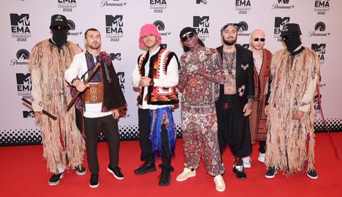На одной сцене с мировыми звездами: как Kalush Orchestra выступили на церемонии MTV EMA