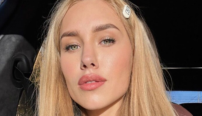 Колоссальный труд над собой: Даша Квиткова показала, как выглядела до популярности