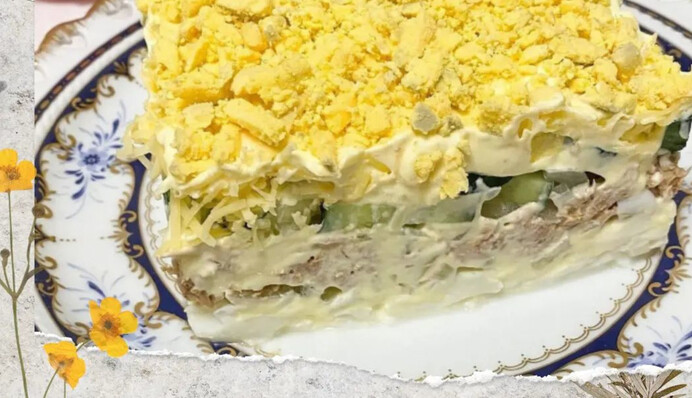 Що приготувати замість звичайної Мімози: рецепт салату з тунцем шарами