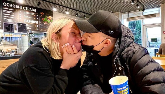 Показали дружній поцілунок: Данилко з 