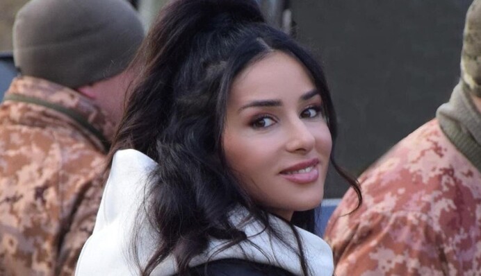 Во время концерта упала кассетная бомба: Злата Огневич рассказала о выступлении рядом с линией фронта