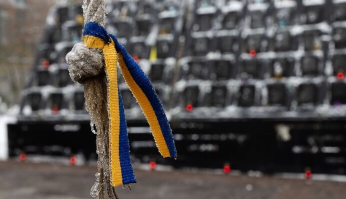 Свободны в мыслях, действиях и выборе: звезды поздравили украинцев с Днем Достоинства и Свободы