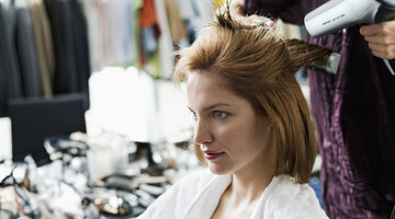 Зірковий стиліст розповів, як підібрати найбільш вдалу зачіску для свого обличчя