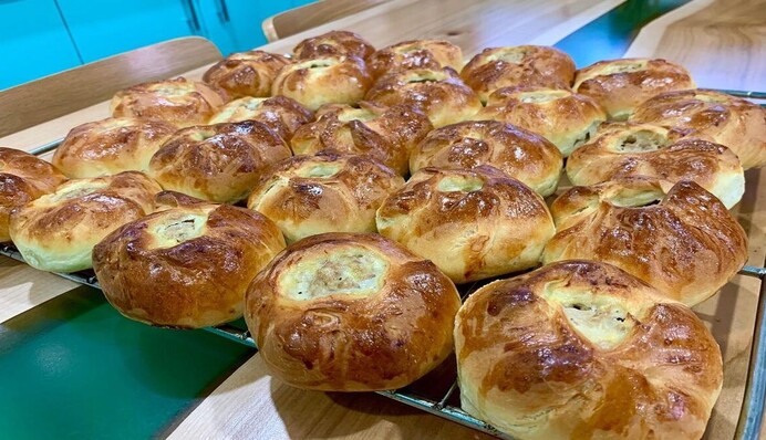 Как приготовить пышные беляши в духовке: простой рецепт