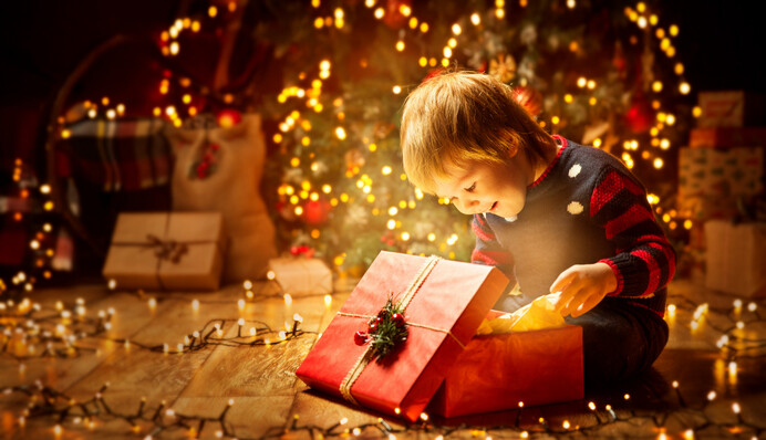 Семейный психолог посоветовала, как выбрать новогодний подарок для ребенка