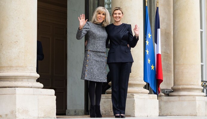 Елена Зеленская в Париже посетила Брижит Макрон: как выглядели первые леди