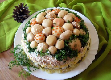 Как приготовить на Новый год салат Грибная поляна: простой рецепт