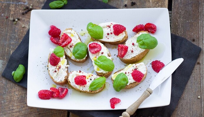 Топ-5 смачних закусочних бутербродів, які можна швидко подати на стіл