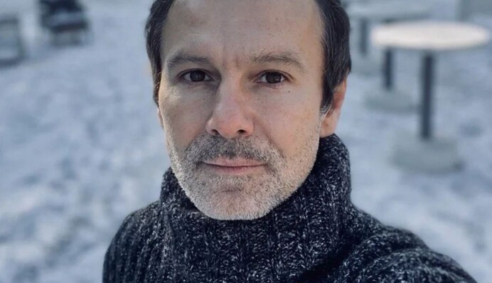 Чи варто народжувати під час війни: Святослав Вакарчук поділився досвідом власної родини