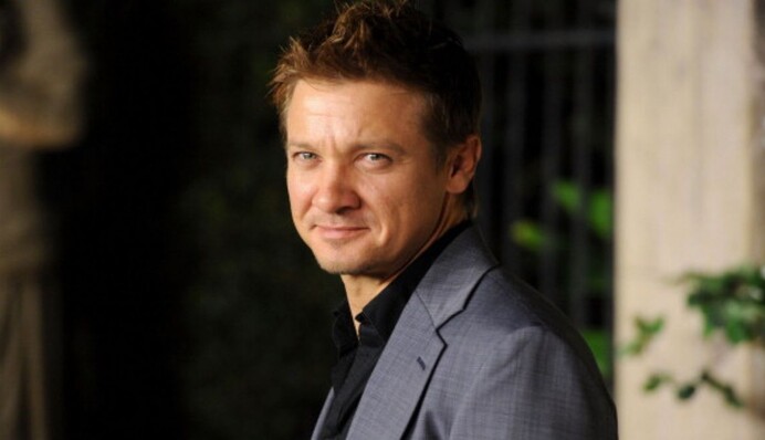 Залишається в реанімації: з’явилися подробиці про травму зірки Marvel Джеремі Реннера