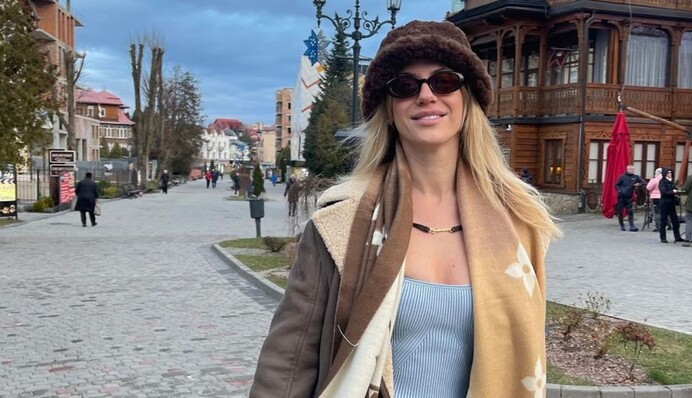 Все тренды зимы: Леся Никитюк показала стильный образ с дубленкой