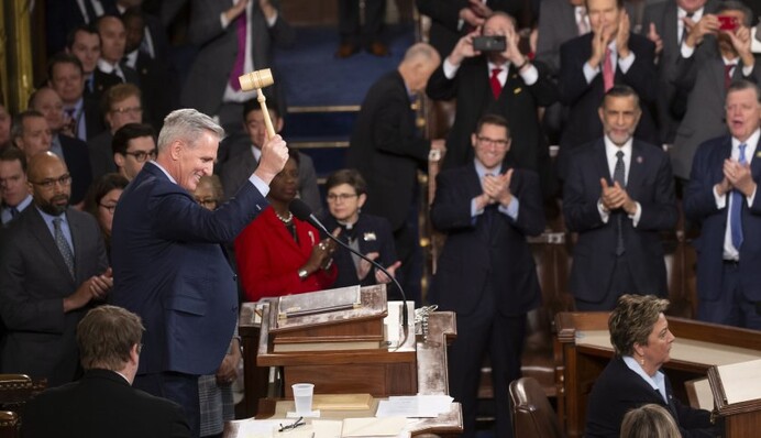 Такого не было 100 лет: что происходит в Конгрессе США