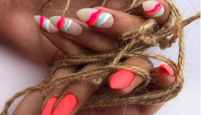 Как выглядит маникюр 