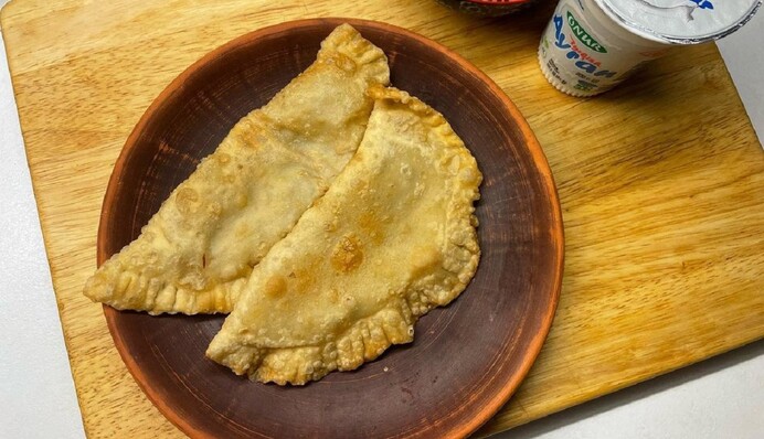 Как приготовить идеальные хрустящие чебуреки: топ-5 кулинарных секретов