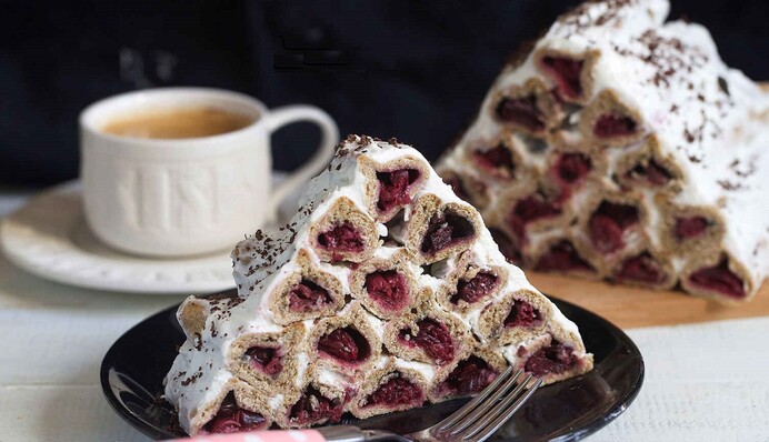 Як приготувати торт з трубочок 