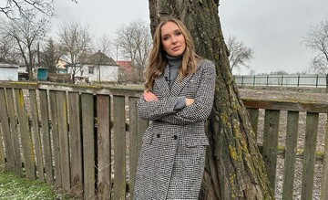 Катя Осадча показала, який фасон пальто став наймоднішим у 2023 році: фото