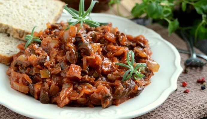 Как приготовить традиционный польский бигос из квашеной капусты: простой рецепт