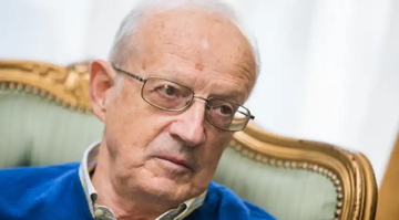 У Путіна залишилося два-три місяці, поки Залужному не передадуть непереможну армаду - Андрій Піонтковський