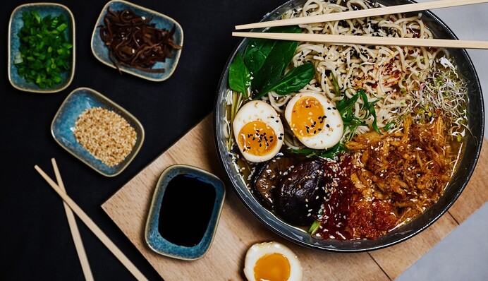 Як приготувати японський рамен в домашніх умовах: простий рецепт