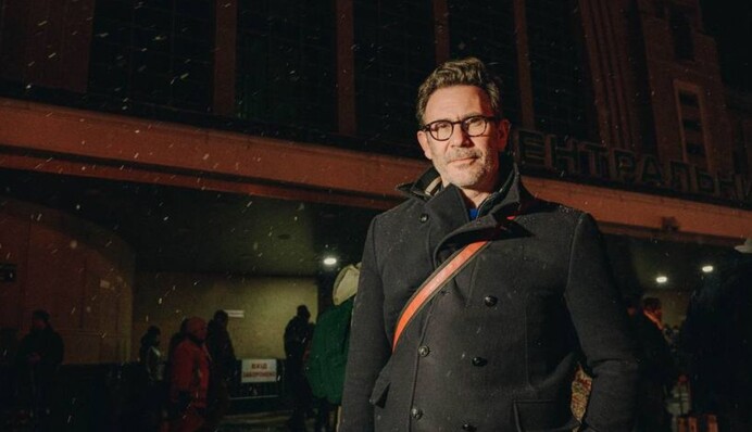 Оскароносний режисер, який пожертвував 125 тис. євро на український шпиталь, прибув до Києва