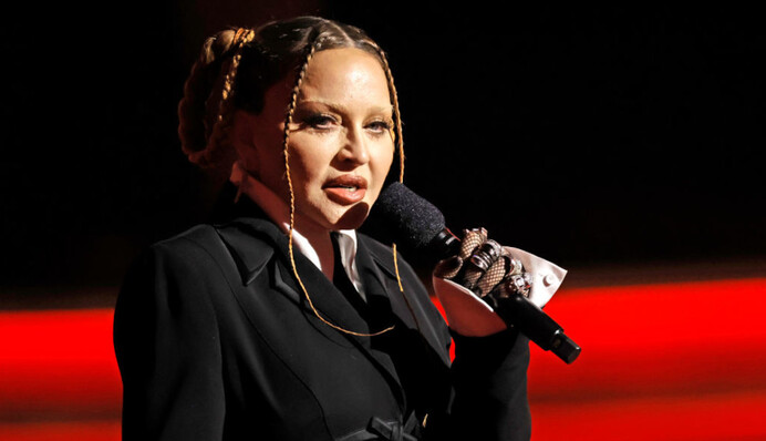 Не вибачатимусь за свою зовнішність: Мадонна відповіла хейтерам, які критикують її обличчя