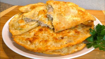 Этот рецепт стал хитом: как приготовить ленивые чебуреки из лаваша